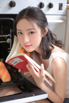 爱丽丝梦游仙境 电影